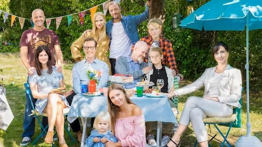 Image The Bonus Family 1