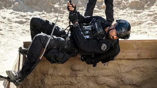 Image S.W.A.T 10